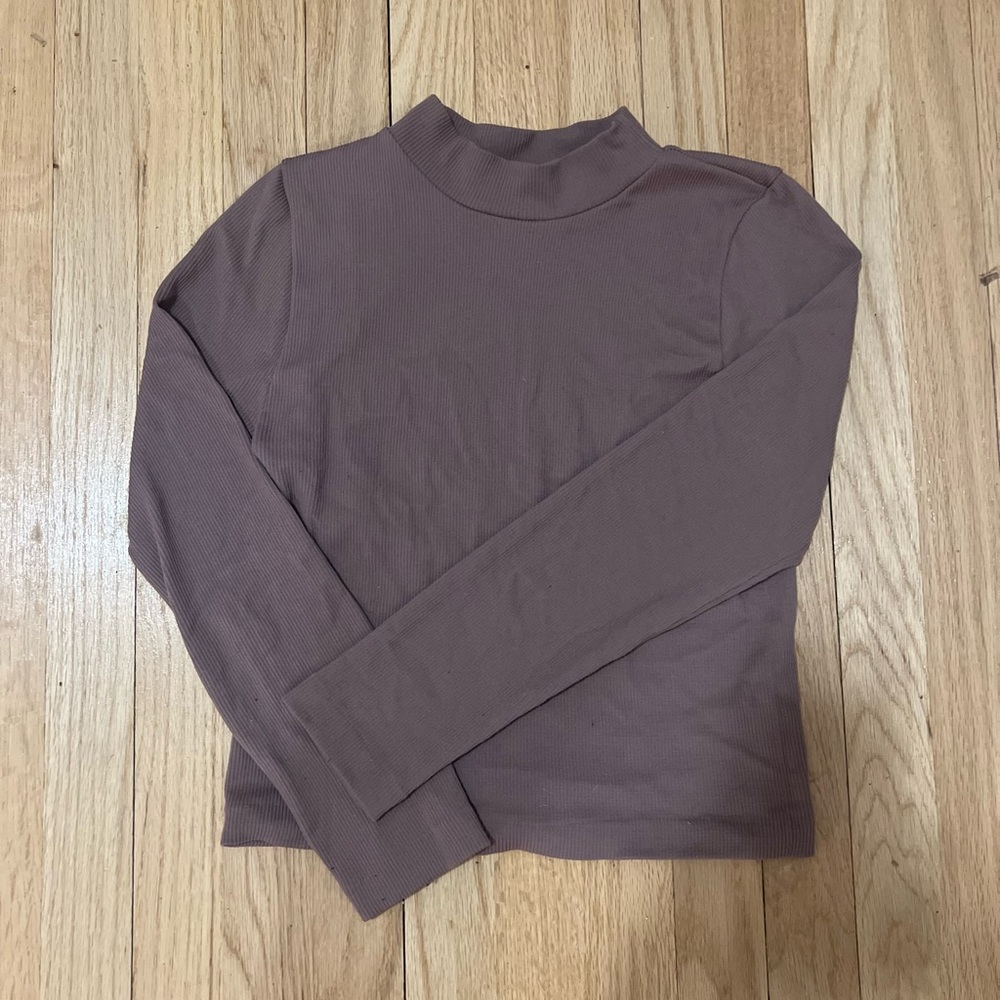 Long sleeve turtle neck top